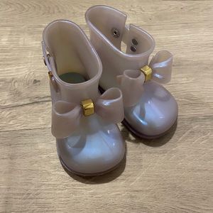 Mini Melissa Sugar Bow Rain Boo Purple Iridescent With Gold accents